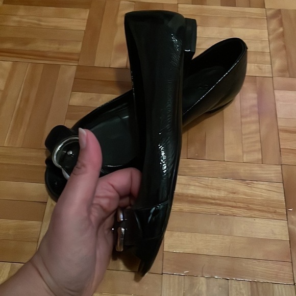 Gucci Black Flats with Silver Buckle - Picture 13 of 14